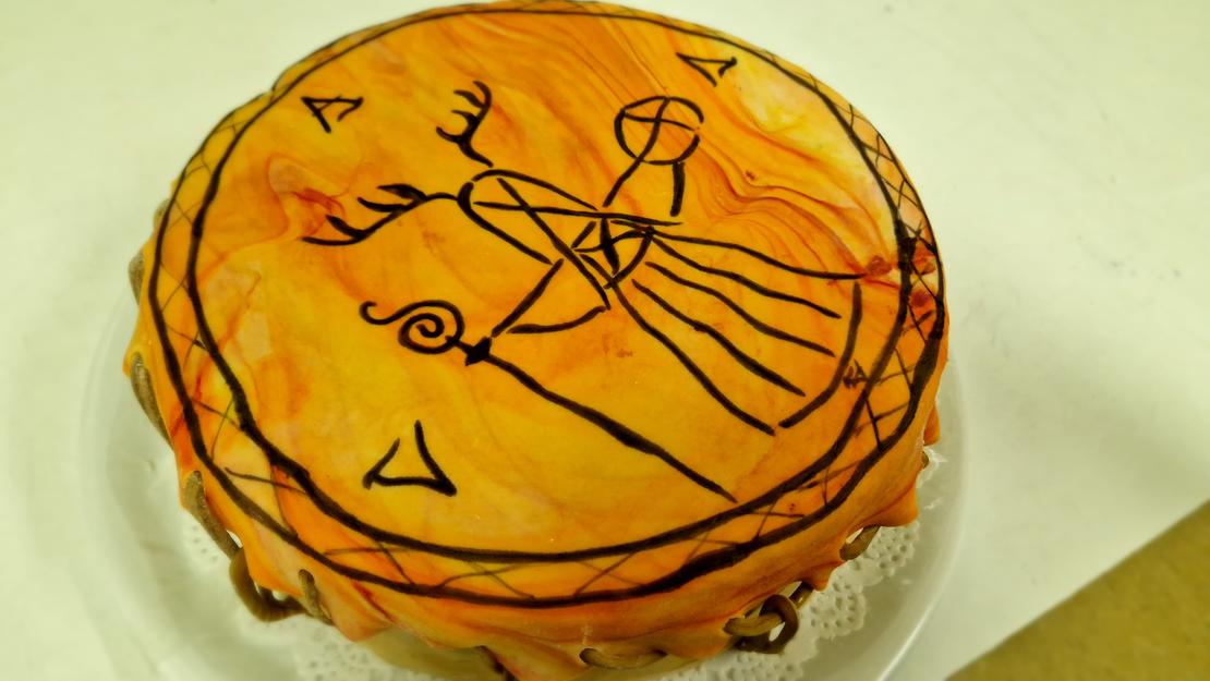 Fantasiakakut tilauksesta.