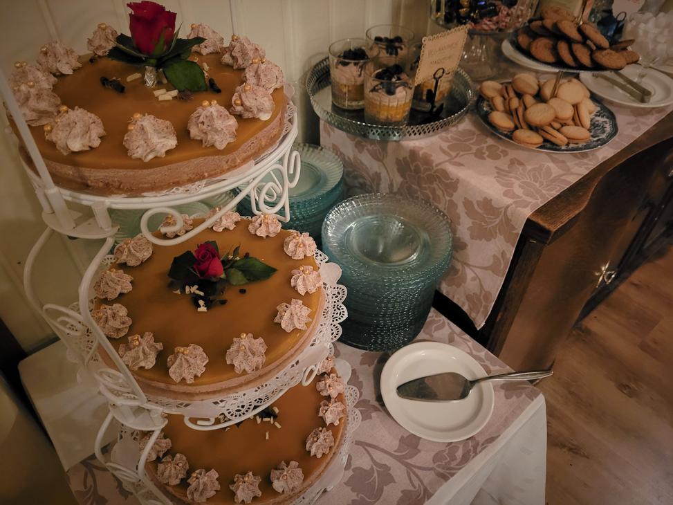 Juhlava kahvikattaus