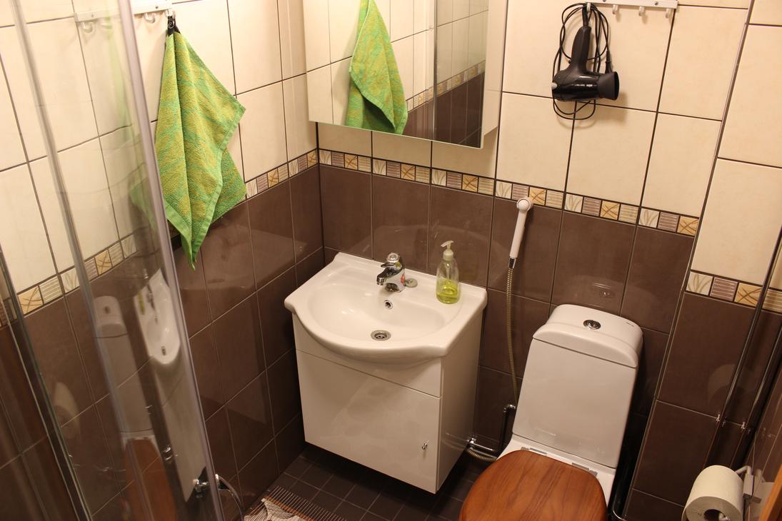 Kaplas-huoneiston kylpyhuone