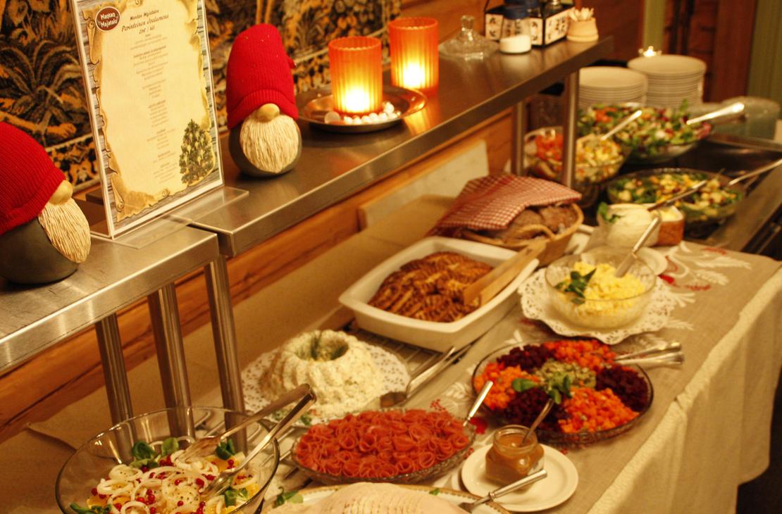 Mantan Majatalon jouluherkut katetaan noutop&ouml;yt&auml;&auml;n.