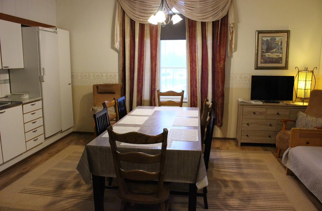 Suma-huoneiston tupakeitti&ouml;