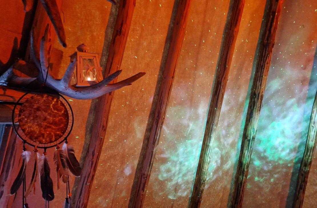 Mantan Majatalon pihakodan tunnelmaa.