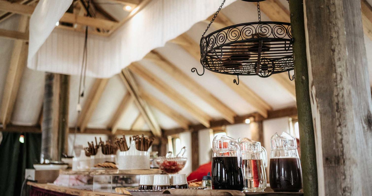 Juhlateltta Mantan Majatalolla