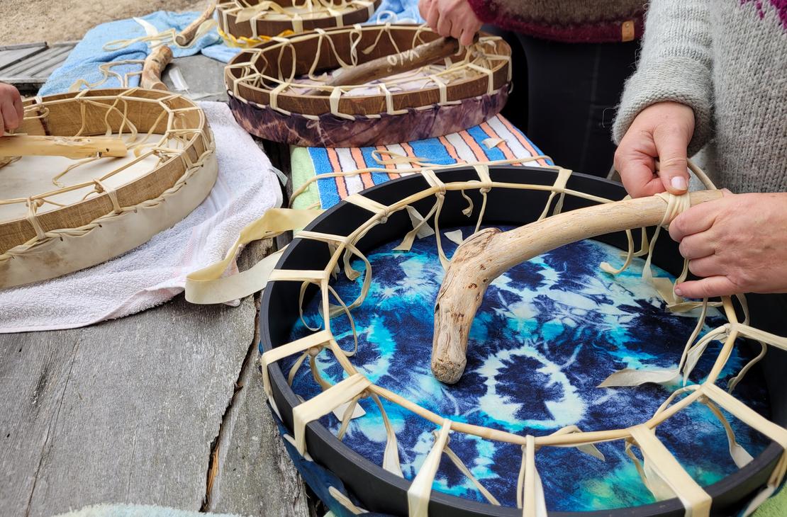 Rumpukalvot voi v&auml;rj&auml;t&auml; haluamassaan v&auml;reiss&auml;.